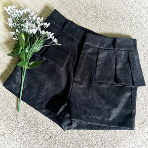 Moon Collection LA NWT Glitter Peplum High Waist Shorts - Small